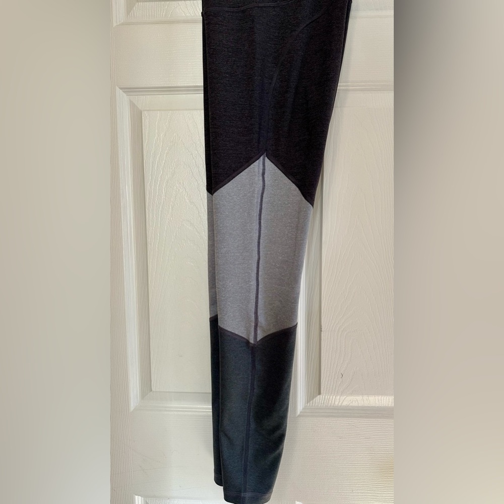 Gray Colorblock Leggings (Women)